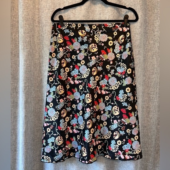 New Horizons Floral Skirt Women’s M | Silk-Like Feel | 27” Length | Elastic Wais - Picture 5 of 7
